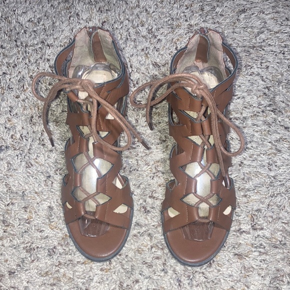 Brown Forever 21 Bootie Healed Sandals Size 5.5 - Picture 2 of 10